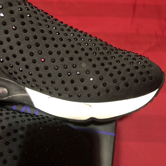 lupo slip on sneaker